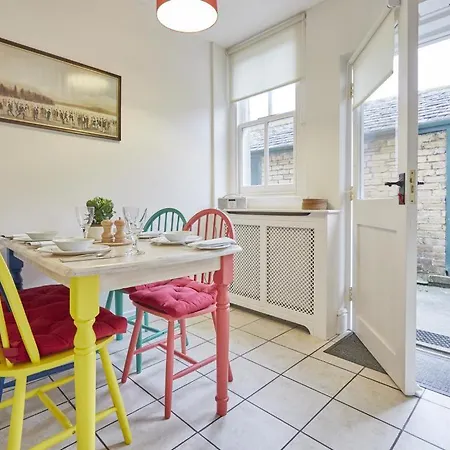 2 Bed In Sz009 بيت للعطل كيسويك