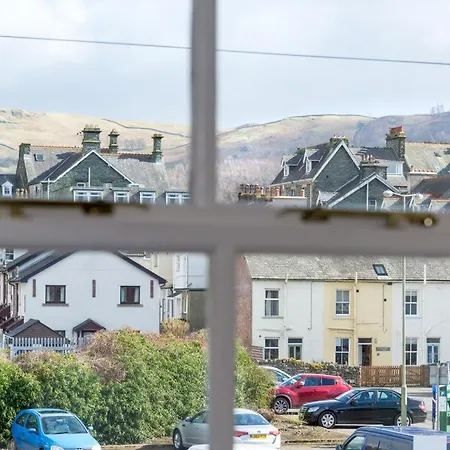 2 Bed In Sz009 كيسويك